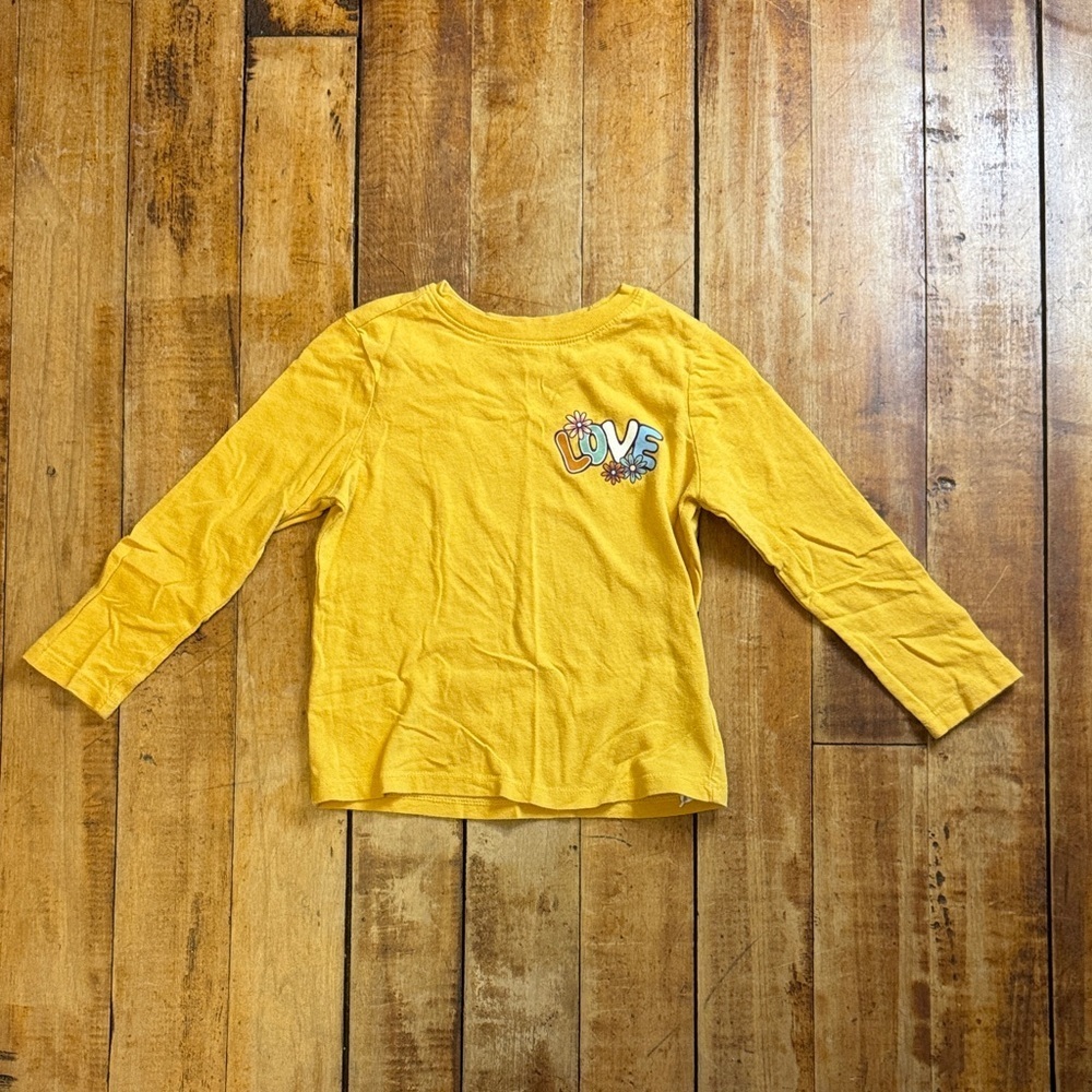 Old Navy Yellow Kids Long Sleeve Tee 4T cotton Love Valentine’s Day